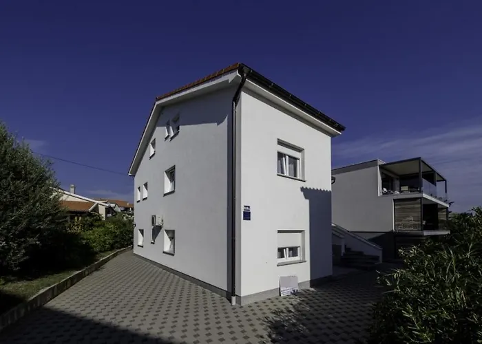 In With Terrace, Air Conditioning, Wi-fi