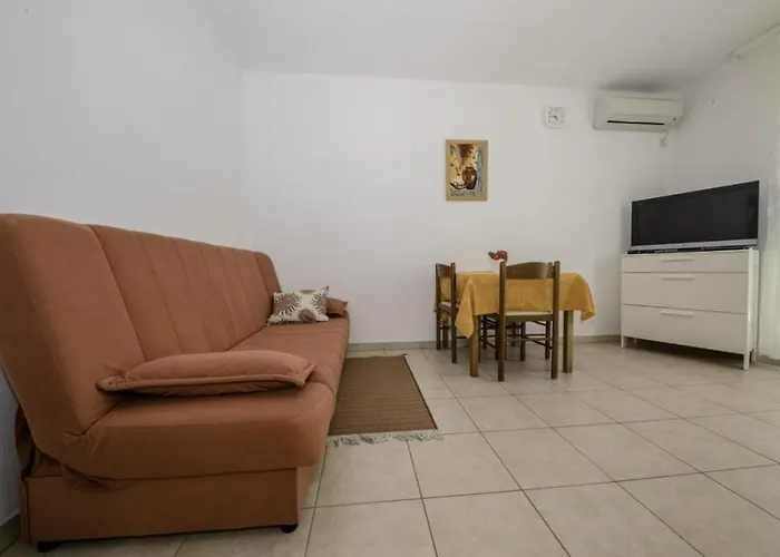 In With Terrace, Air Conditioning, Wi-fi דירה *