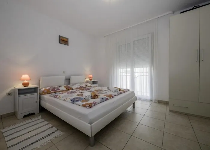 In With Terrace, Air Conditioning, Wi-fi * לופאר