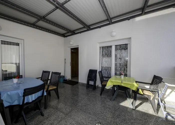 In With Terrace, Air Conditioning, Wi-fi Apartment *